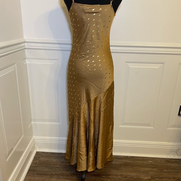 NWT Bonheur D’Amour Cowl Neck Mermaid Slip Dress Maxi Bias Cut Sz S Gold - Picture 9 of 13